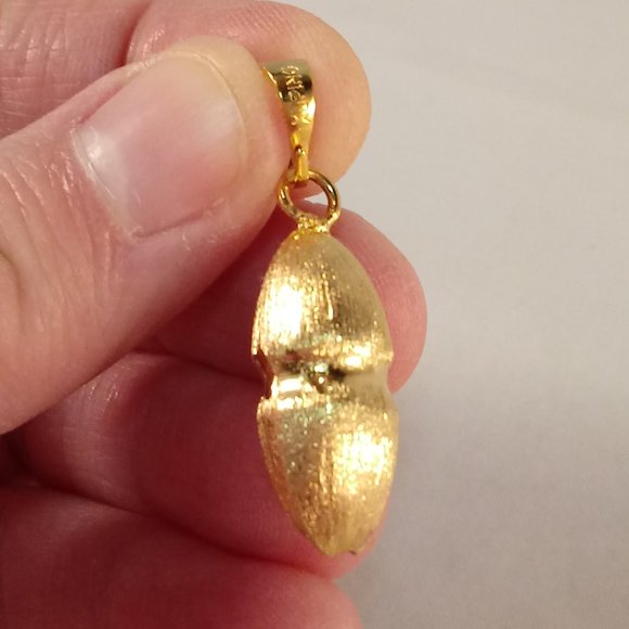 18K Yellow Gold Filled 3D Carved Textured Army Bullet Necklace Pendant Gift - Picture 4 of 4